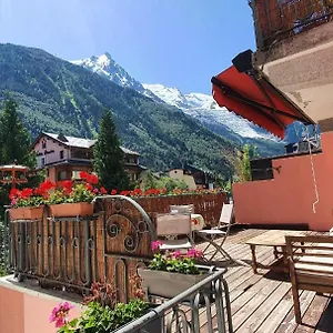 Hyper Centre . Terrasse Vue Mont Blanc . Parking شامونكس